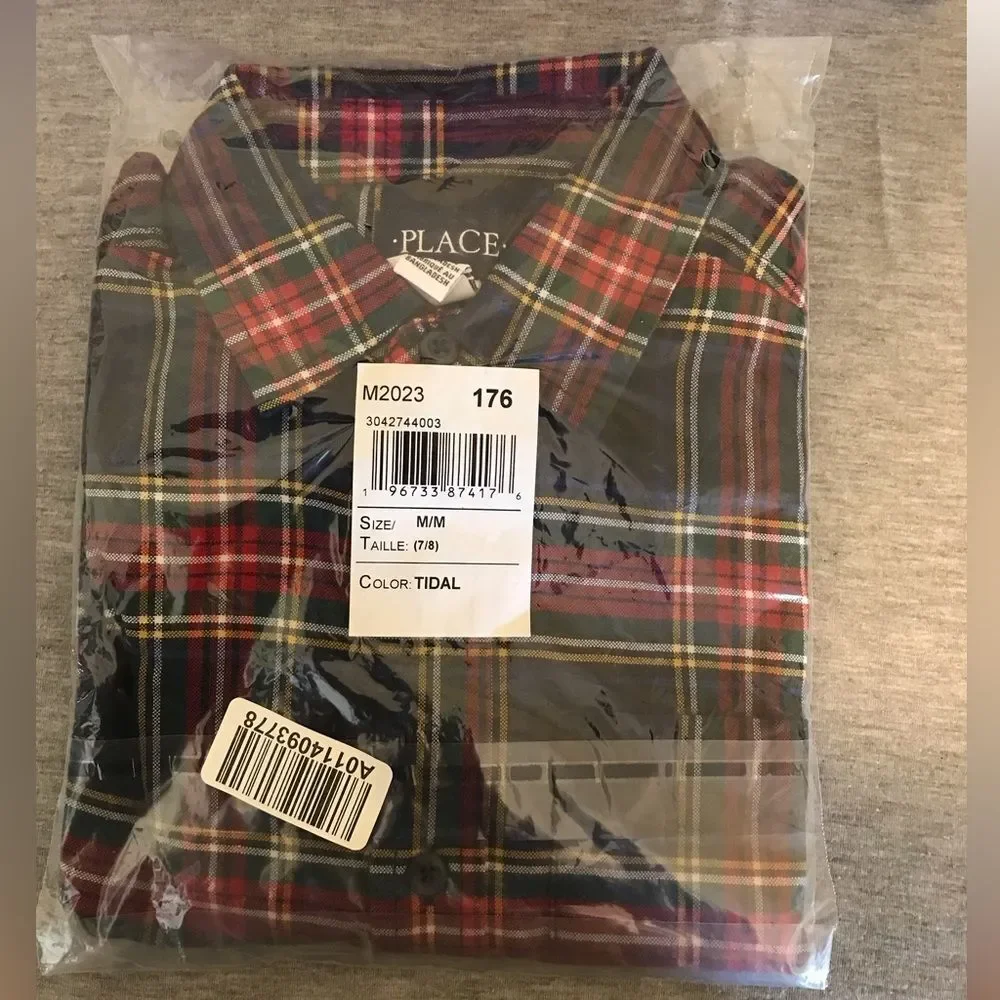 NWT - Children’s Place Boys Button Down Plaid Shirt